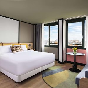 Deluxe room Canal View